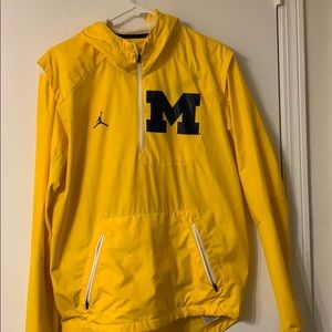 BRAND NEW!!! JORDAN 1/4 ZIP TEAM HOODIE